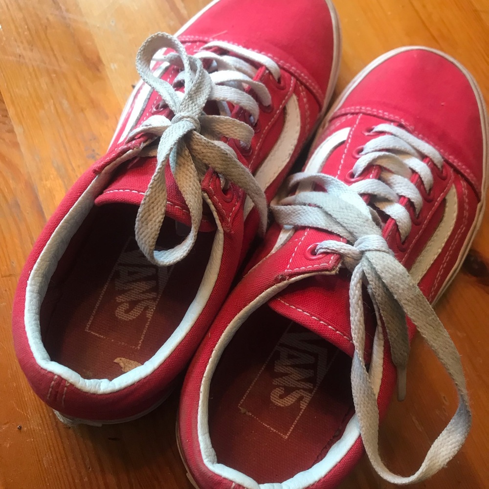 Vans - Picture 2 of 5